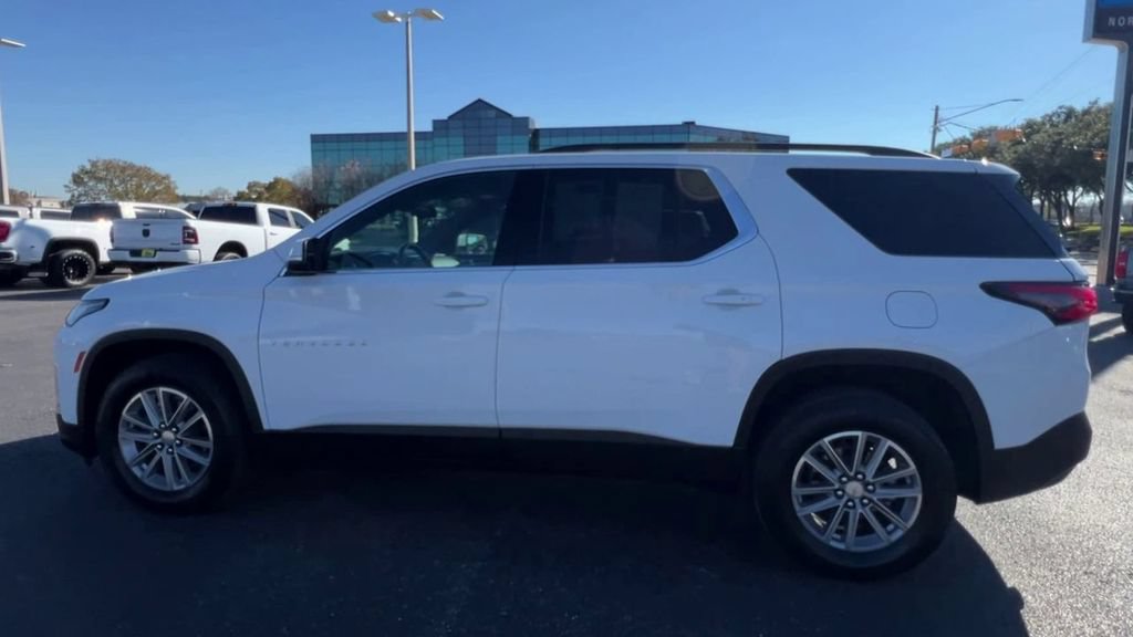 Certified 2022 Chevrolet Traverse LT FWD image 6