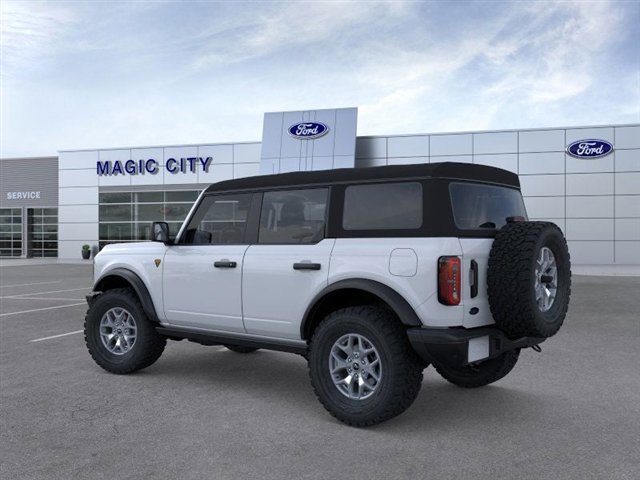 New 2025 Ford Bronco Badlands AWD/4WD image 4