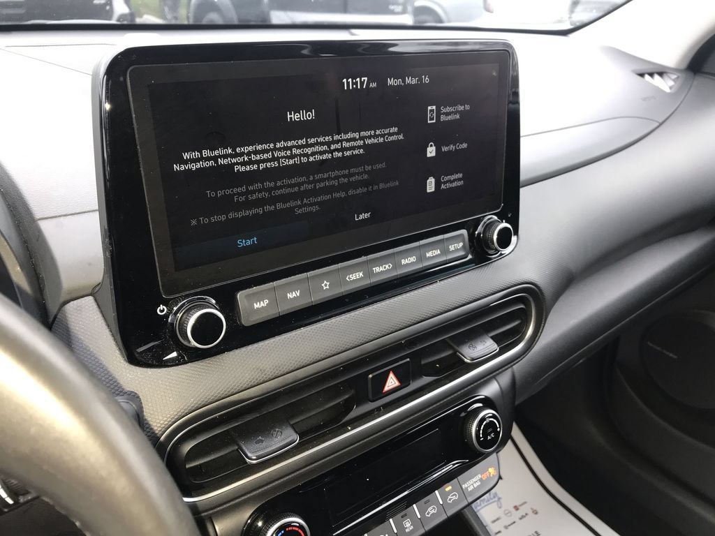 Used 2023 Hyundai Kona Limited AWD/4WD image 16