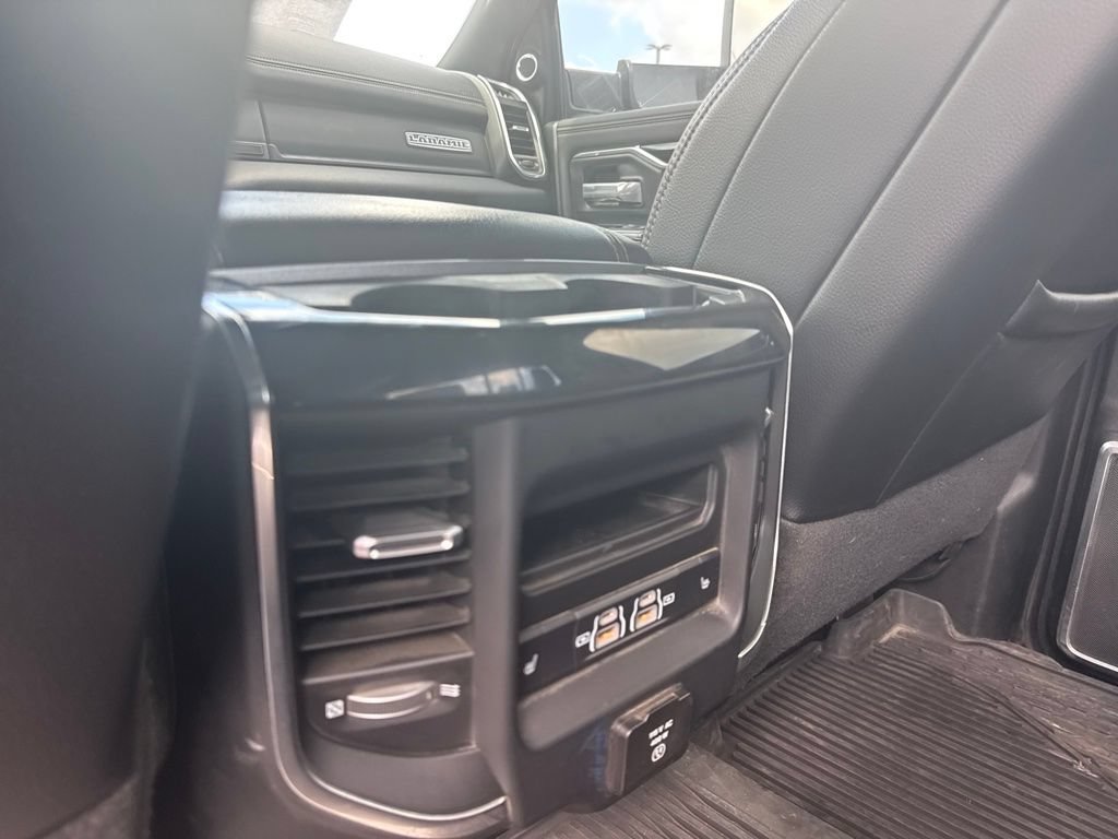 Used 2022 RAM 3500 Laramie AWD/4WD image 13