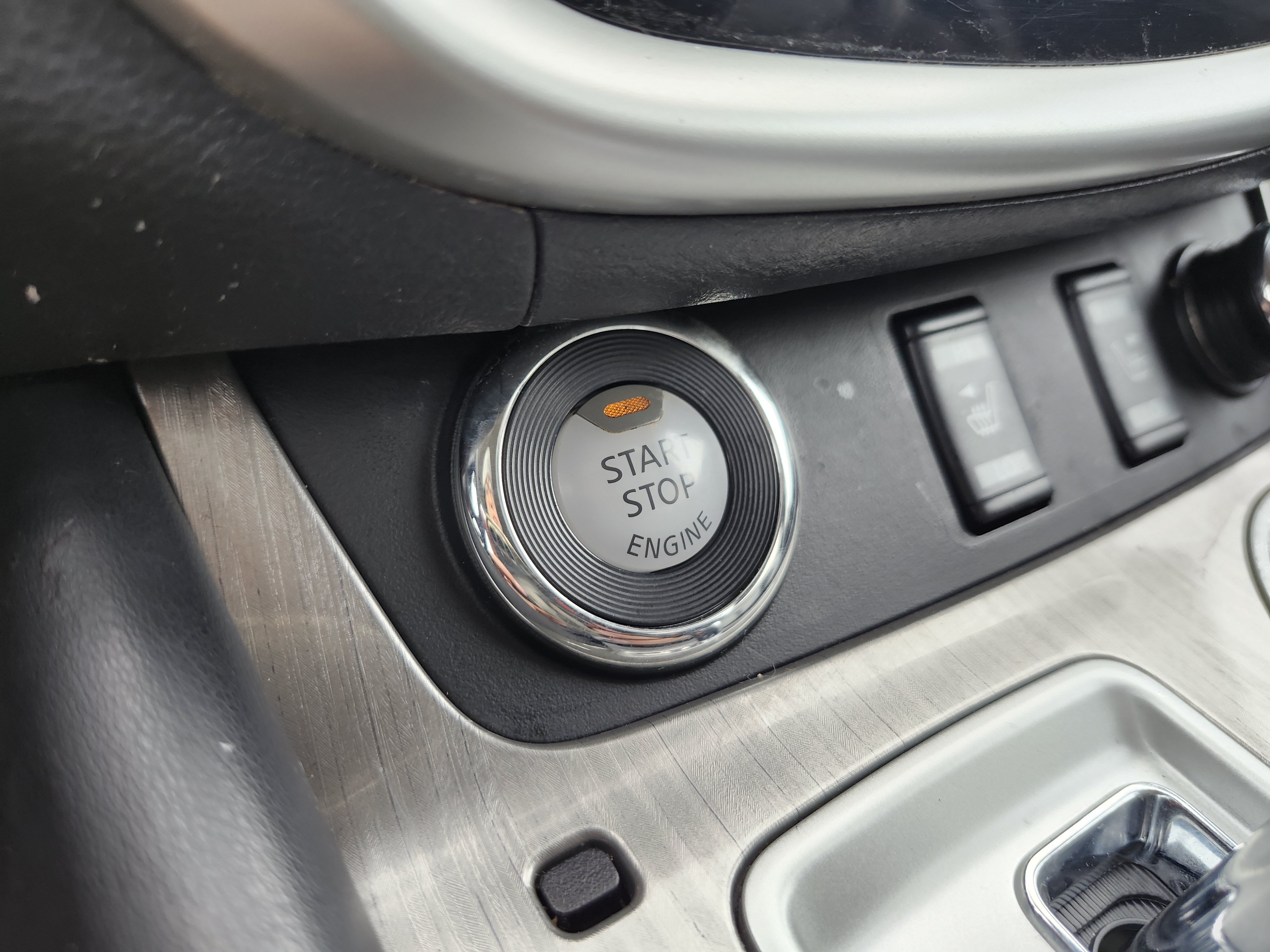 Used 2017 Nissan Murano SL w/ SL Technology Package FWD image 9