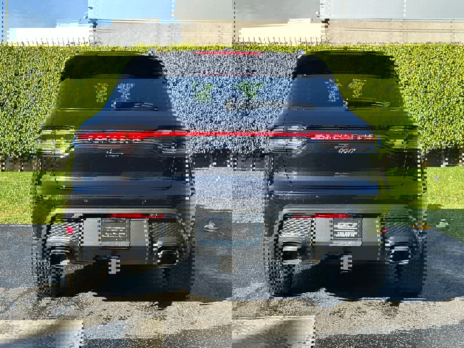 New 2026 Porsche Macan image 7