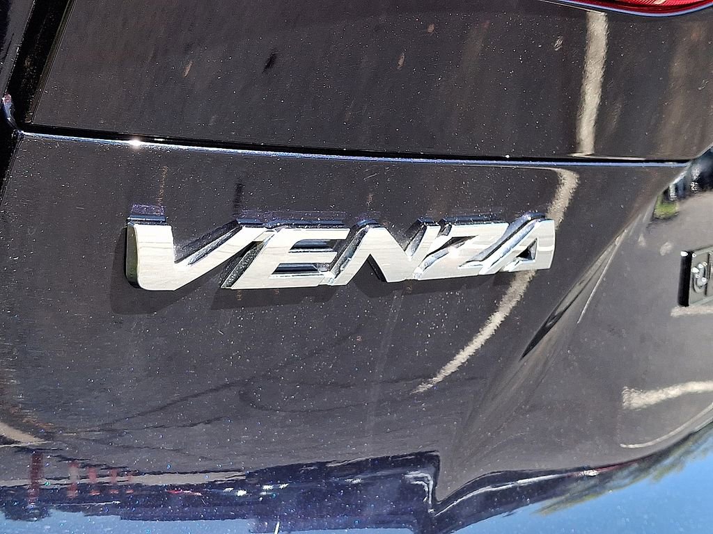 Used 2021 Toyota Venza Limited AWD/4WD image 29
