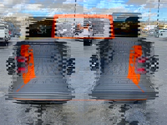 Used 2025 Jeep Gladiator Rubicon image 14