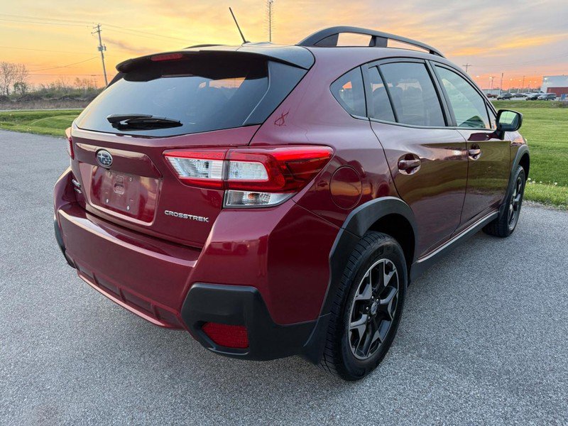 Used 2018 Subaru Crosstrek 2.0i image 4