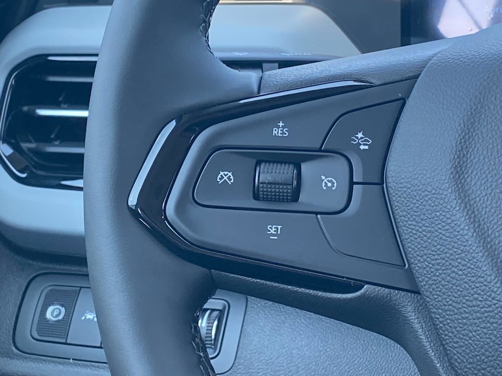 New 2027 Chevrolet Bolt RS FWD image 9