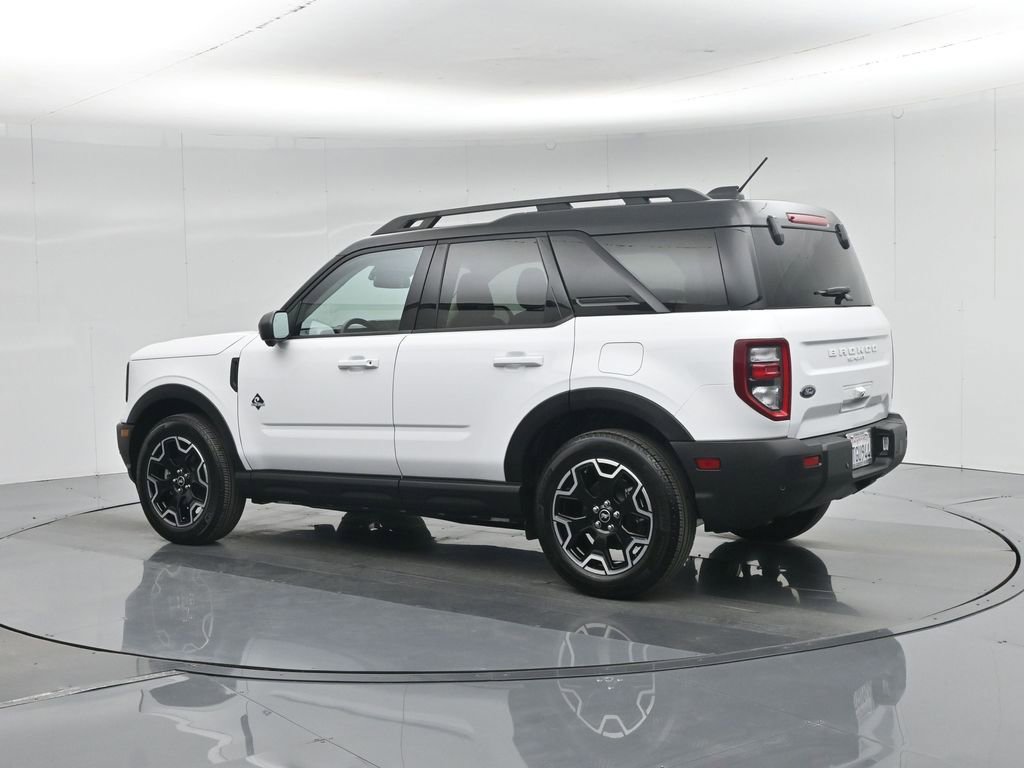 Used 2025 Ford Bronco Sport Outer Banks w/ Outer Banks Tech Package+ image 7