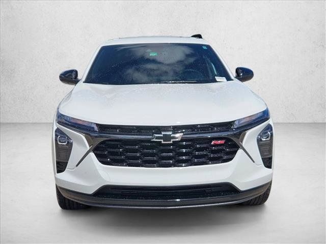 Used 2024 Chevrolet Trax RS w/ Sunroof Package image 2