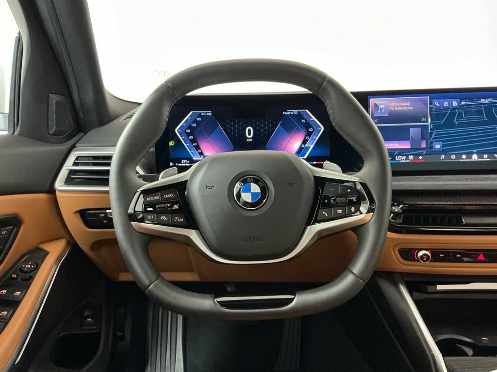 Used 2025 BMW 330i Sedan w/ Premium Package RWD image 16