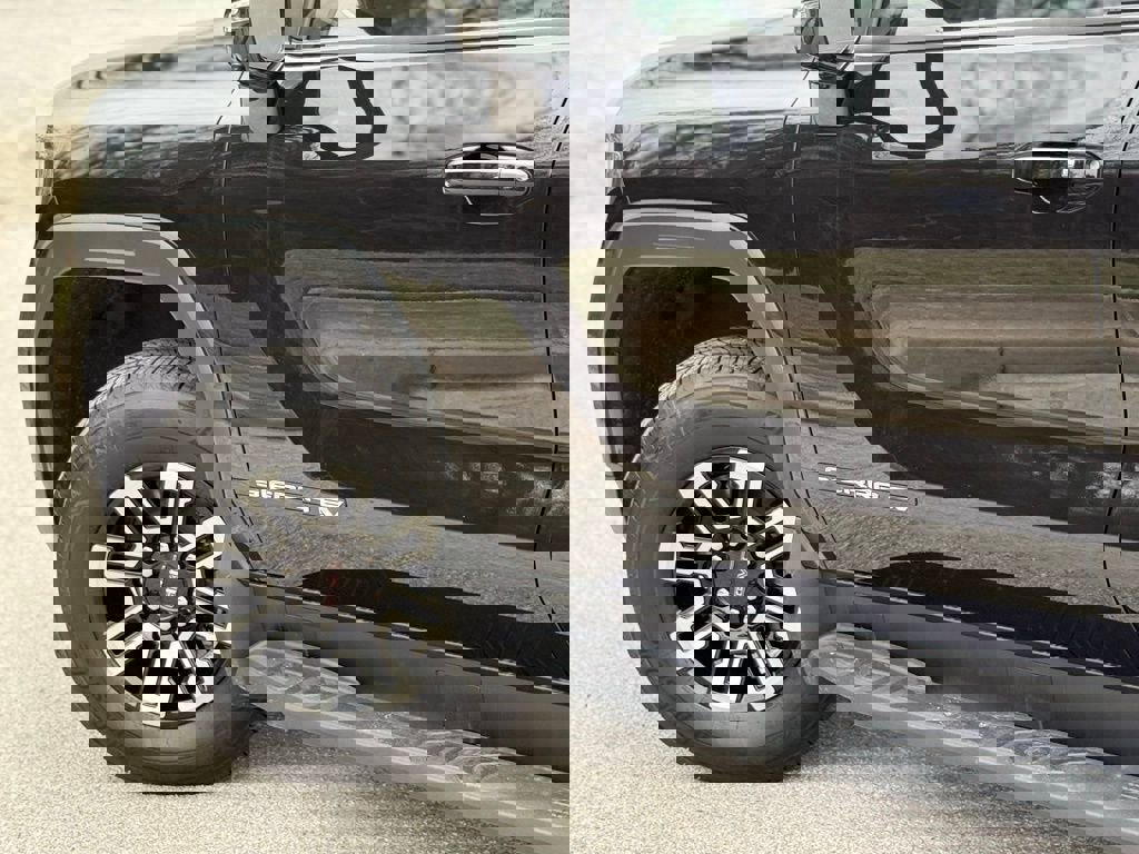 New 2026 GMC Sierra EV Elevation w/ Premium Package image 7