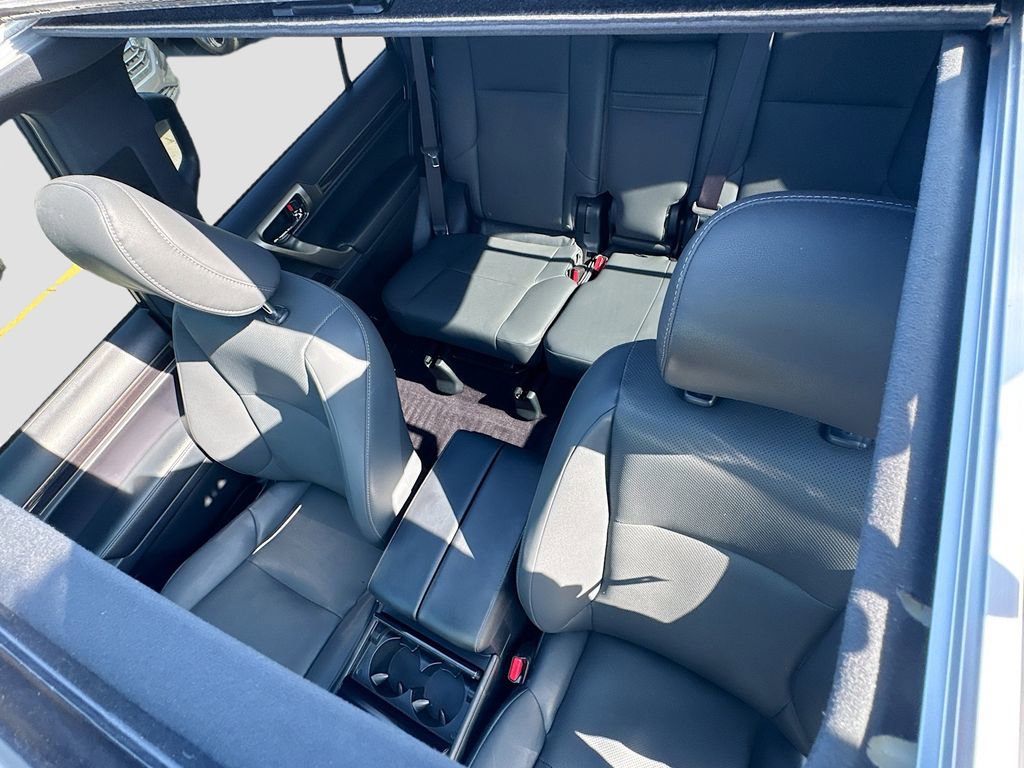 Used 2021 Lexus GX 460 Premium w/ Premium Package image 28