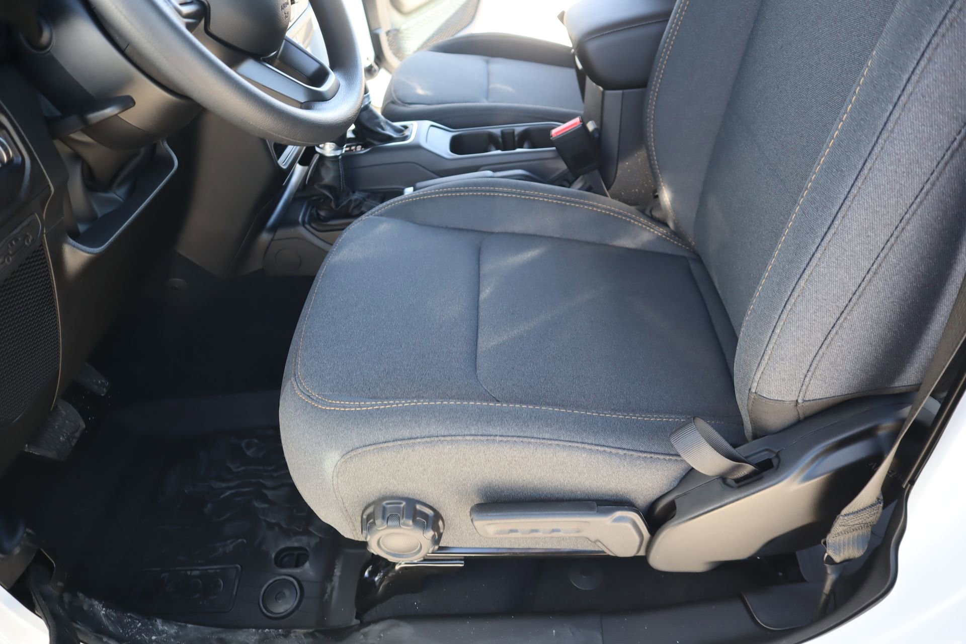 New 2026 Jeep Gladiator Sport image 10