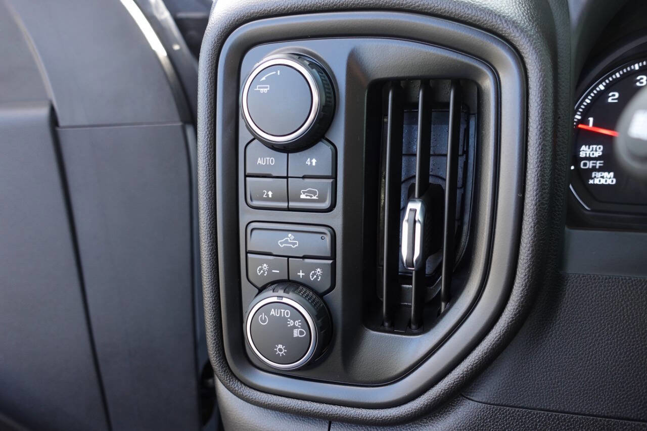 Used 2024 Chevrolet Silverado 1500 Custom image 53
