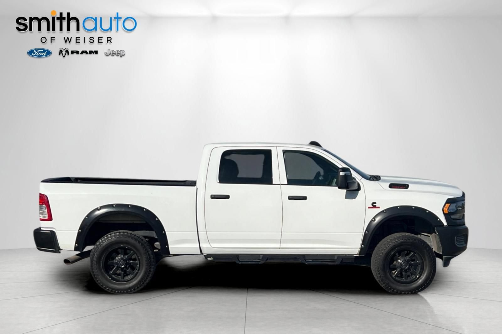 Used 2024 RAM 3500 Tradesman AWD/4WD image 3