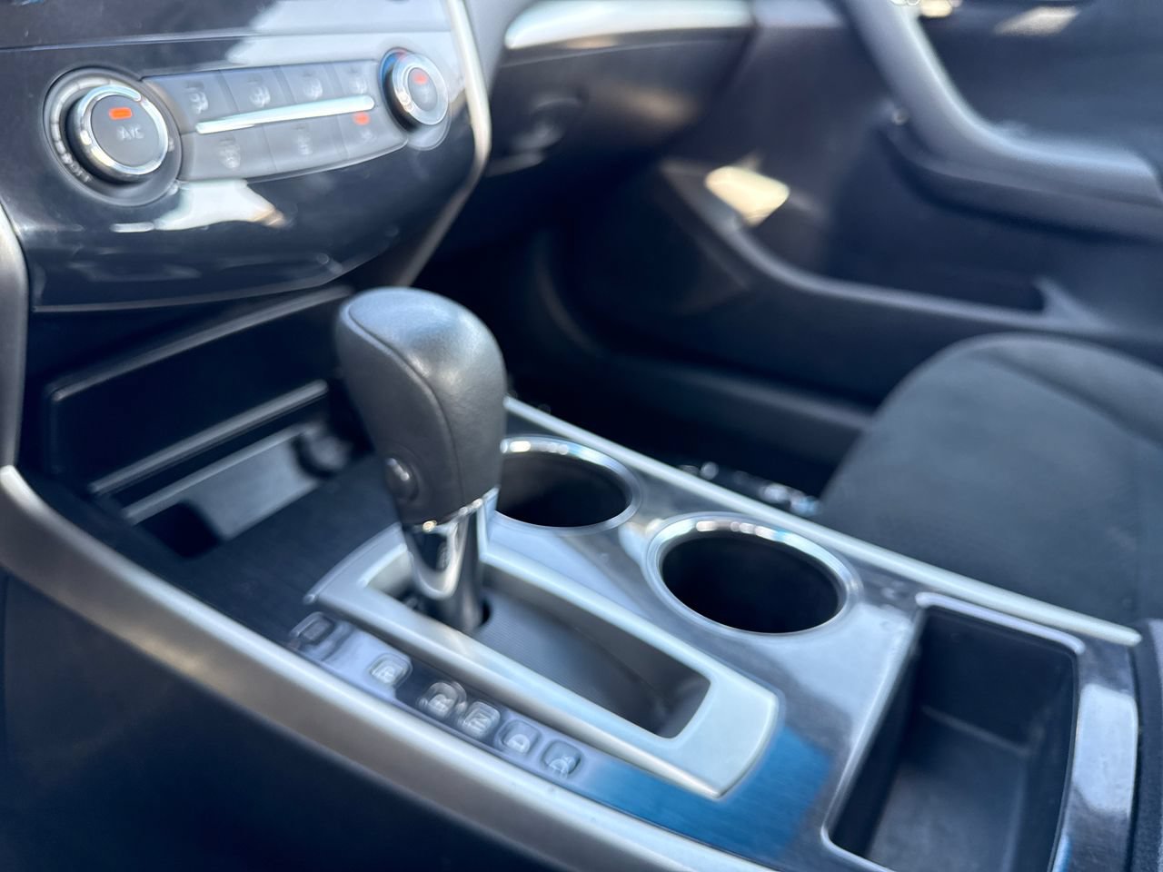 Used 2014 Nissan Altima 2.5 S FWD image 20