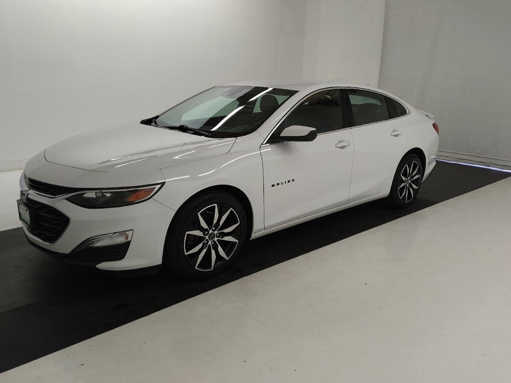 Used 2024 Chevrolet Malibu RS FWD image 2