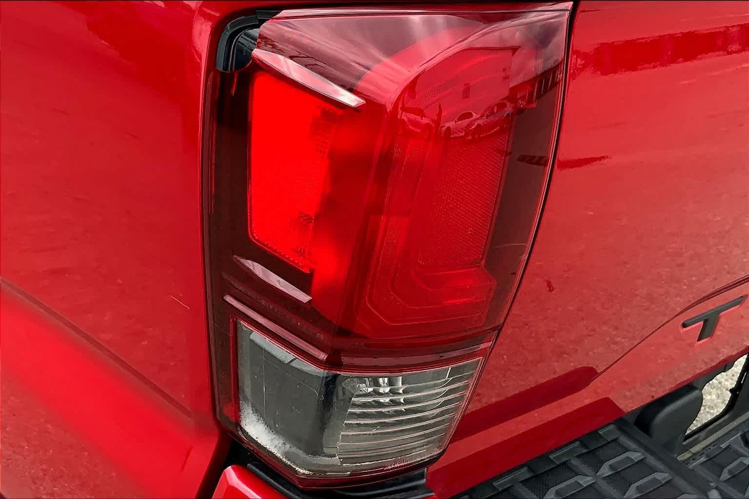 Used 2020 Toyota Tacoma SR w/ SR Convenience Package RWD image 27