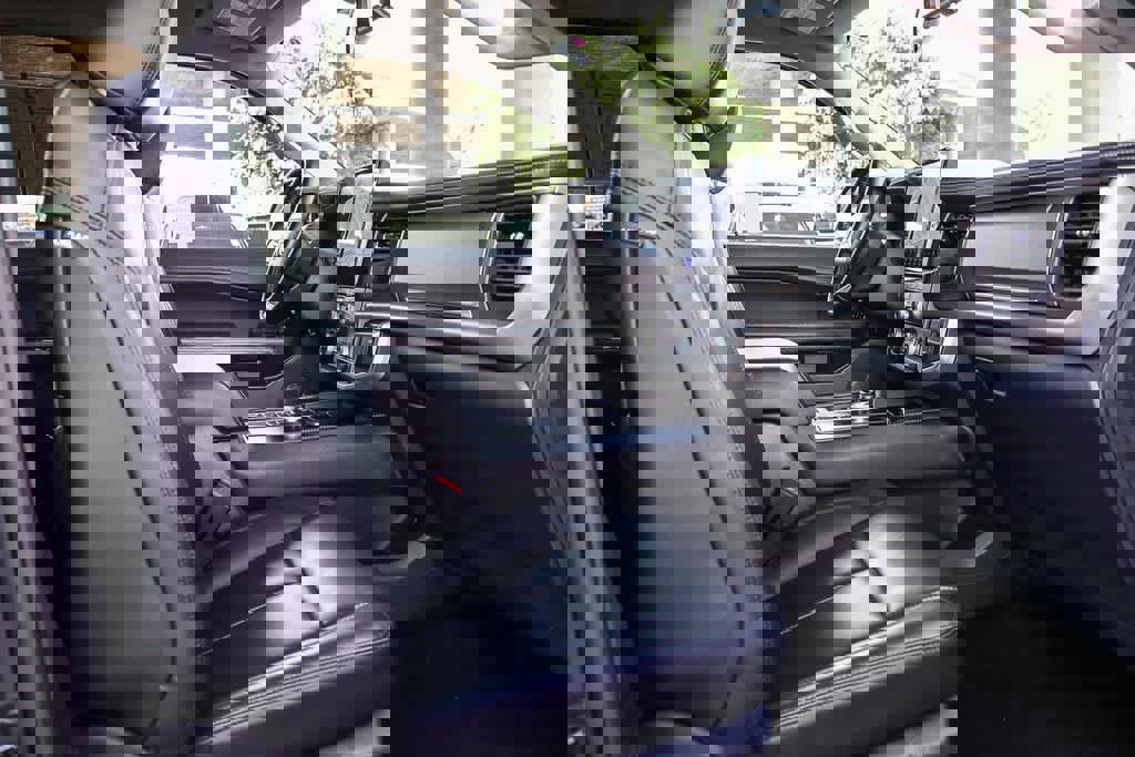 Used 2022 Ford Expedition XLT image 16