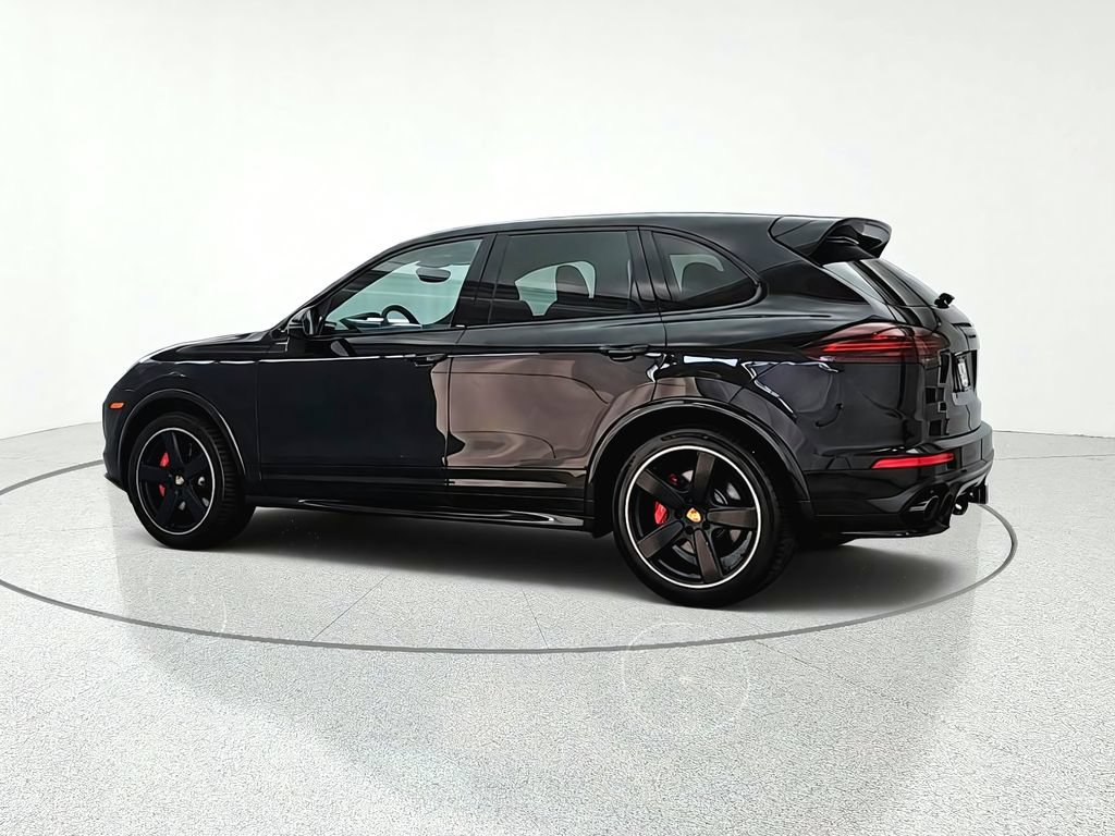Used 2016 Porsche Cayenne GTS AWD/4WD image 4