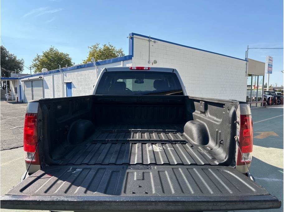 Used 2013 GMC Sierra 2500 SLE w/ SLE Preferred Package AWD/4WD image 23