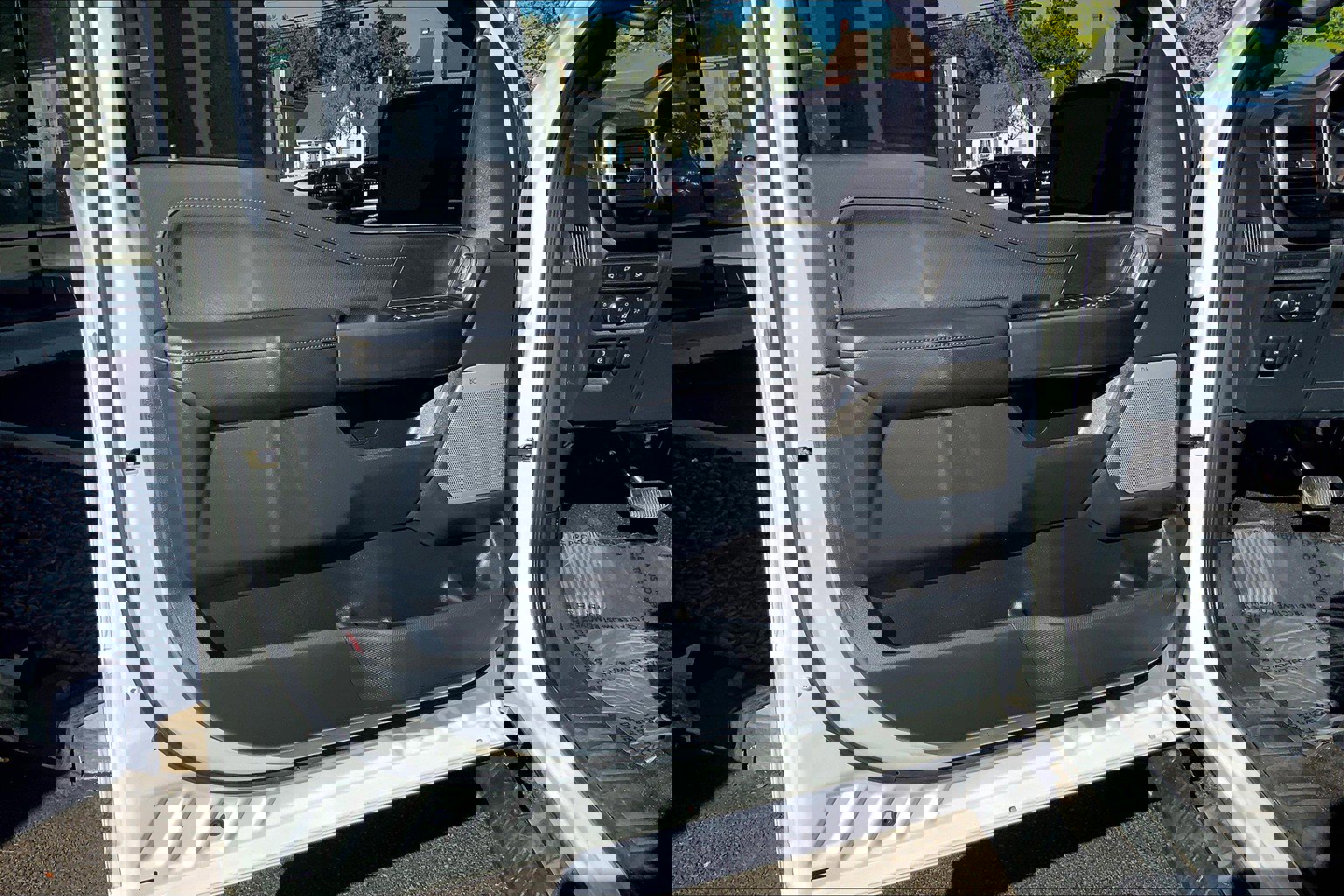 Used 2022 Ford F150 XLT w/ Equipment Group 302A High image 24