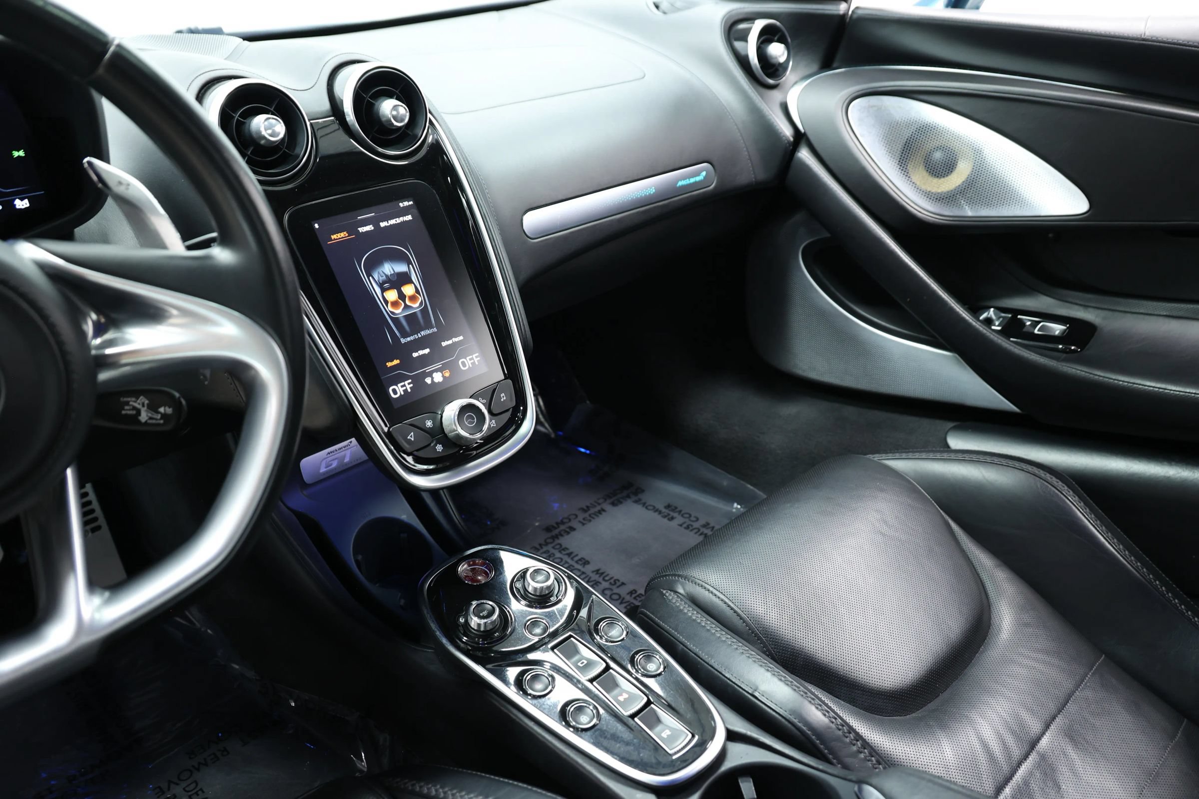 Used 2021 McLaren GT RWD image 38