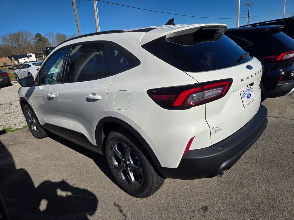 New 2026 Ford Escape ST-Line image 3