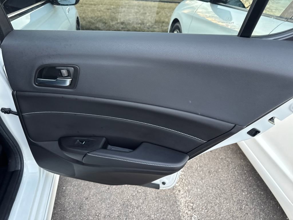 Used 2021 Acura ILX image 43