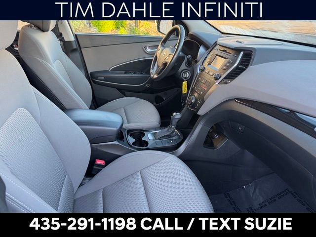 Used 2014 Hyundai Santa Fe GLS image 18
