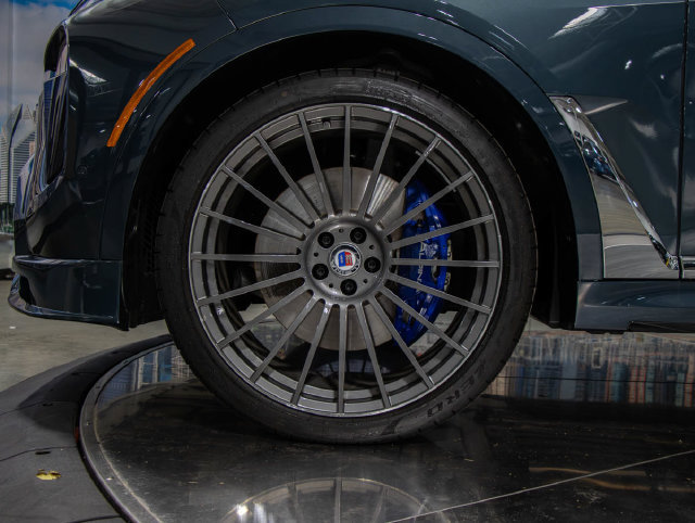 Used 2026 BMW ALPINA XB7 AWD/4WD image 7