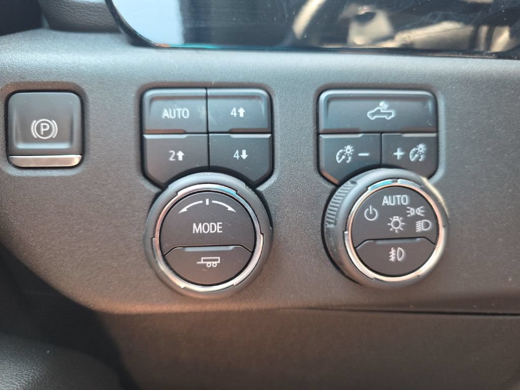 Used 2024 Chevrolet Silverado 1500 RST w/ Convenience Package II AWD/4WD image 22