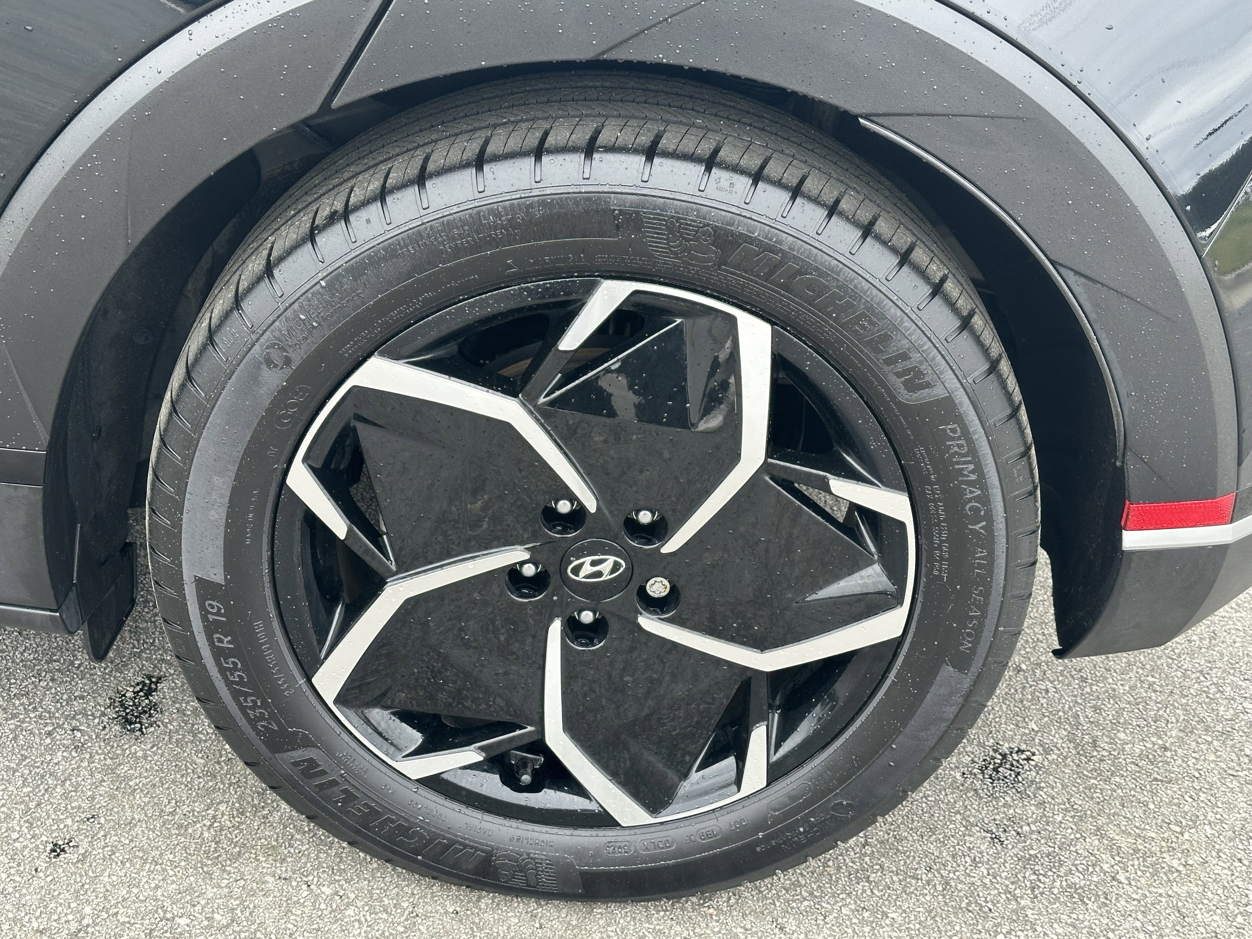 Used 2024 Hyundai Ioniq 5 SEL image 19