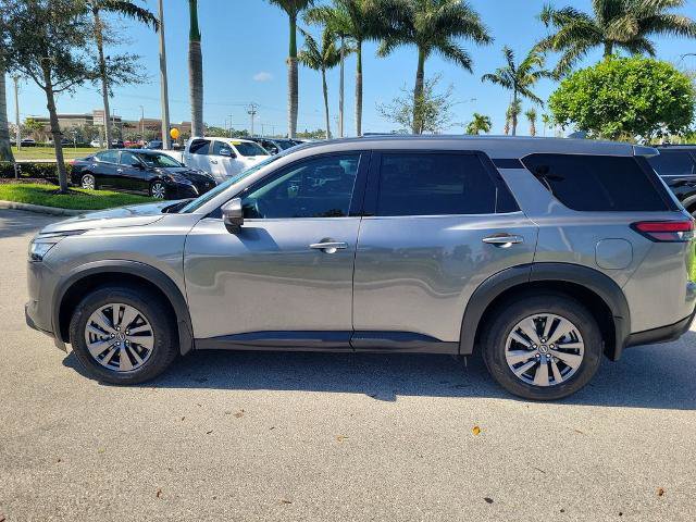 Certified 2022 Nissan Pathfinder S w/ Cargo Package image 8