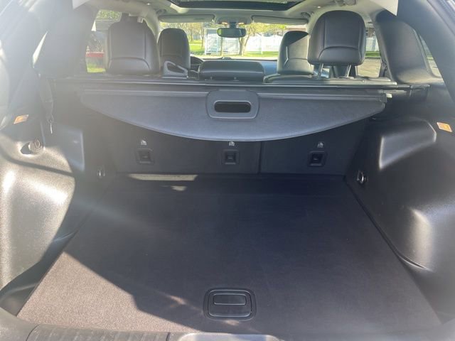 Used 2020 Jeep Cherokee Trailhawk w/ Comfort & Convenience Group AWD/4WD image 13