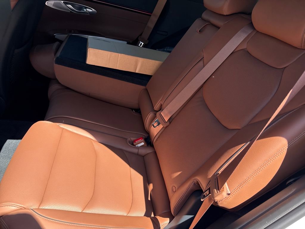 New 2026 Genesis GV70 2.5T Advanced image 10