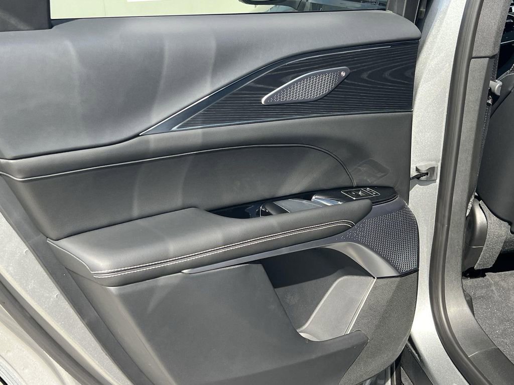 New 2025 Cadillac Lyriq Sport image 27