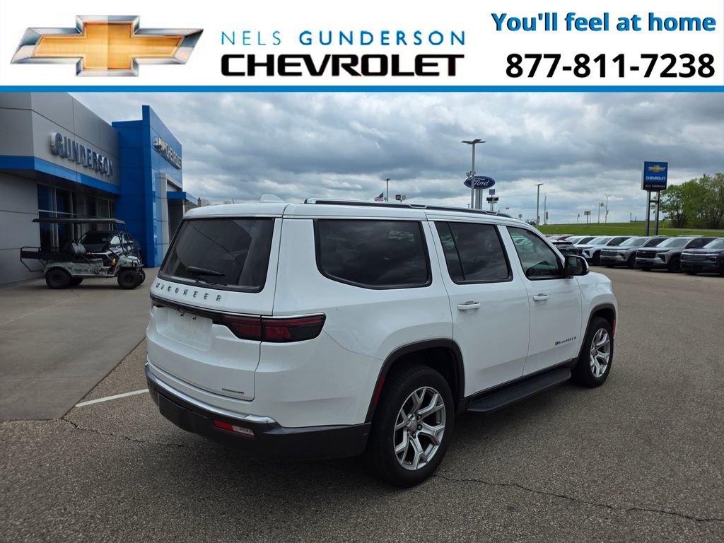 Used 2022 Jeep Wagoneer Series II AWD/4WD image 5