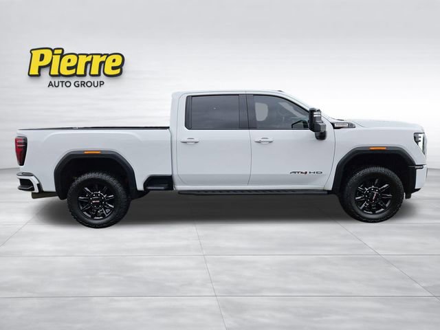 Used 2024 GMC Sierra 3500 AT4 w/ AT4 Preferred Package image 6