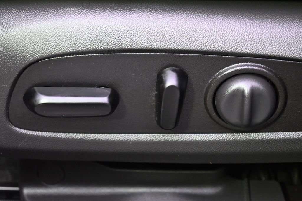 Used 2025 Buick Envista Preferred w/ Convenience I Package FWD image 10