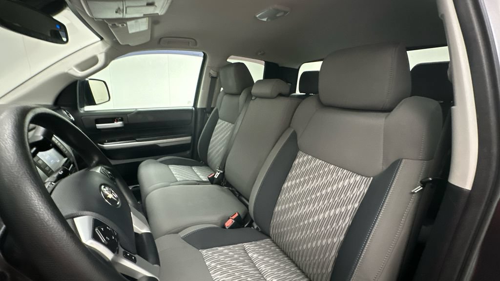 Certified 2019 Toyota Tundra SR5 AWD/4WD image 9