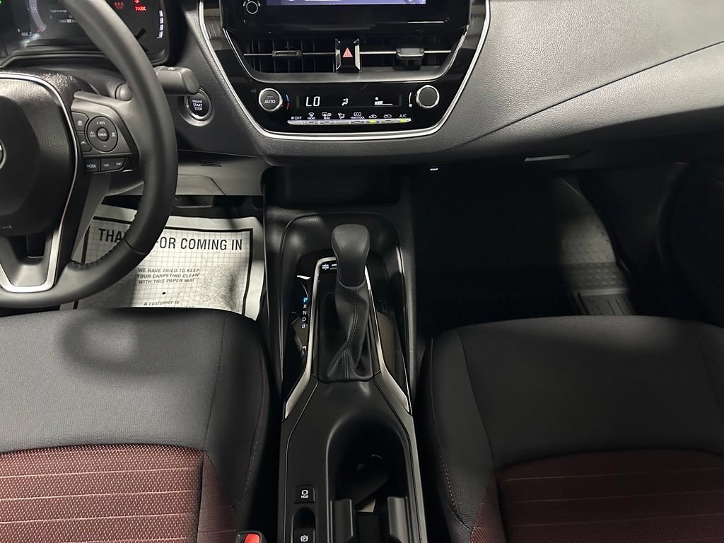 Used 2026 Toyota Corolla SE FWD image 37