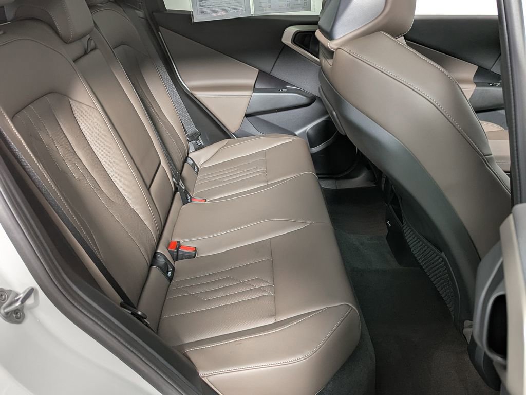 Used 2025 BMW X3 xDrive30i w/ Convenience Package image 39