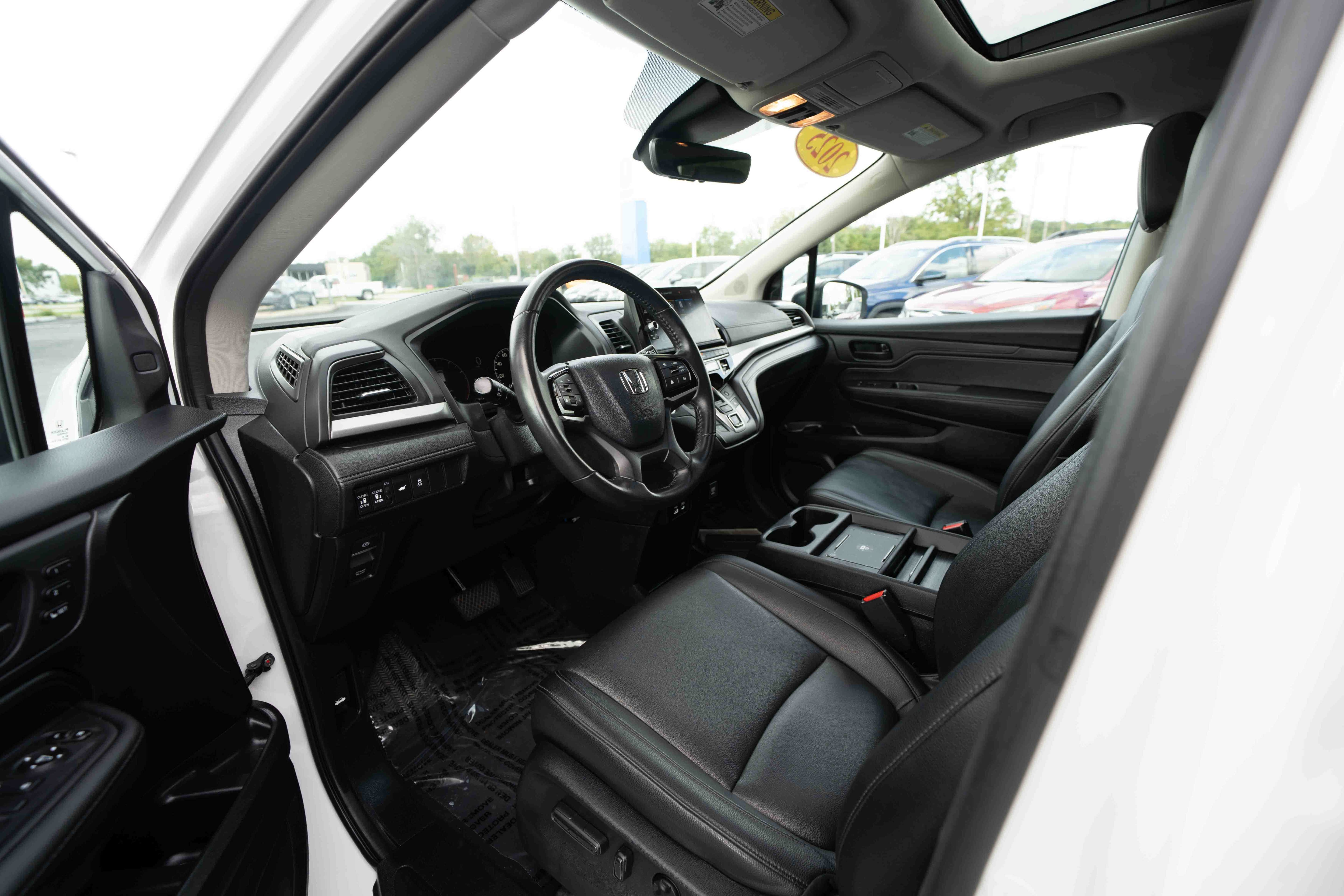 Used 2025 Honda Odyssey EX-L image 8