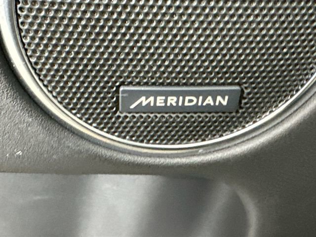 Used 2024 Land Rover Discovery Sport S image 19