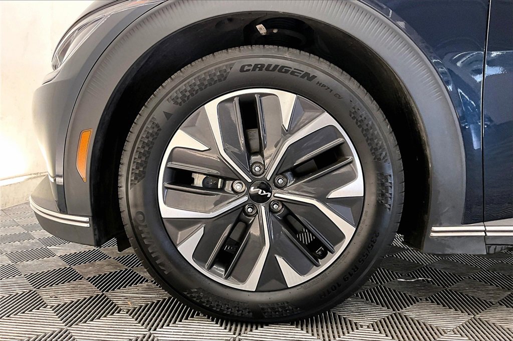 Used 2024 Kia EV6 Light image 8