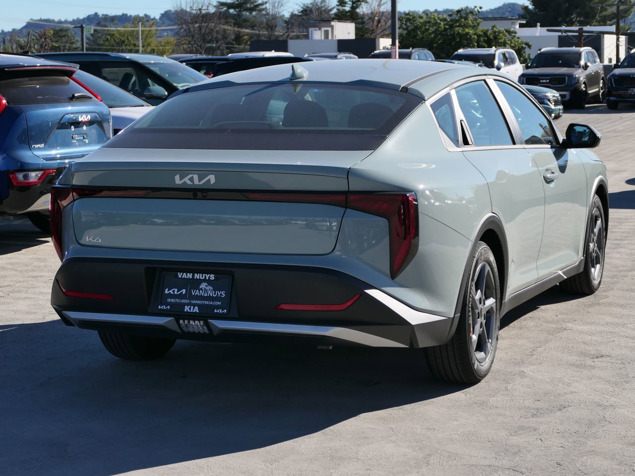 New 2026 Kia K4 LXS image 3
