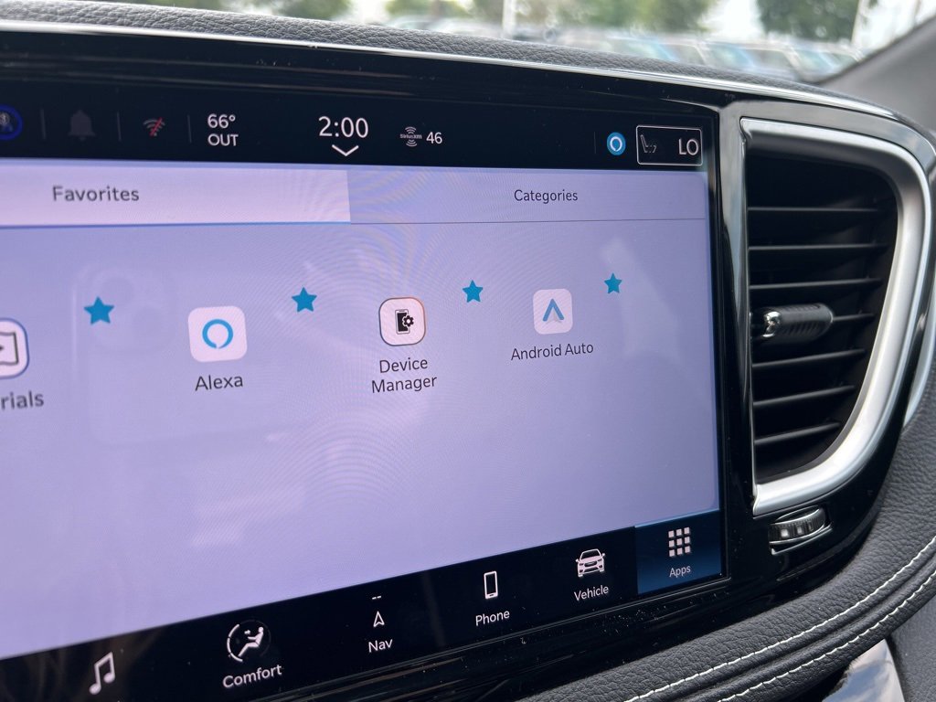 New 2026 Chrysler Pacifica Limited w/ S Appearance Package image 47