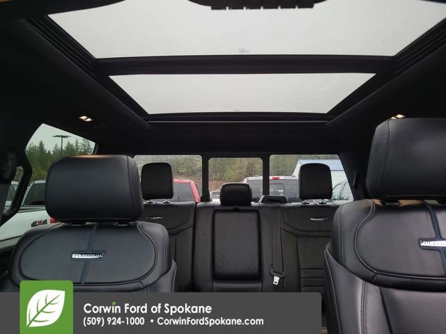 Used 2025 Ford F450 Platinum AWD/4WD image 40