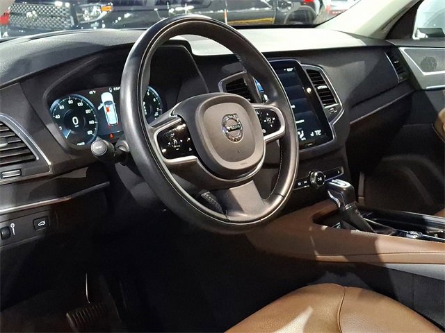 Used 2020 Volvo XC90 T6 Momentum w/ Protection Package Premier image 21