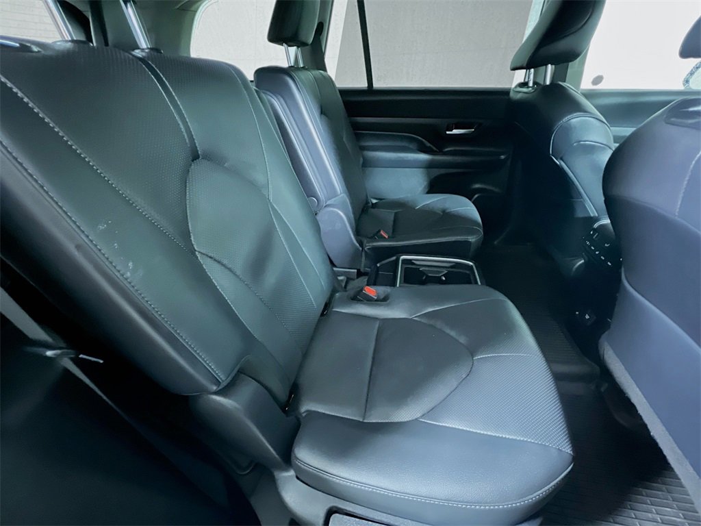 Used 2024 Toyota Grand Highlander Limited image 24